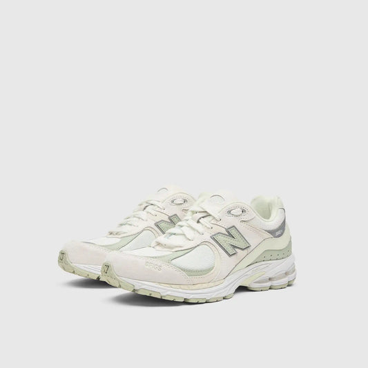 FIGS | New Balance 2002R